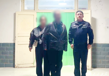 一张联系卡、两句叮嘱、满心牵挂