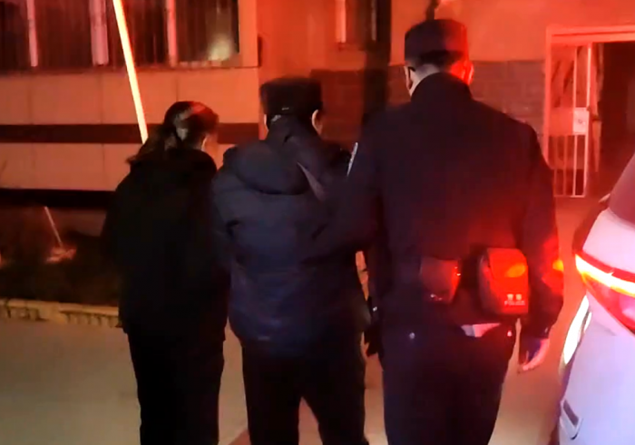 `FU_E]PV5VY2JL~Q}7MEB77