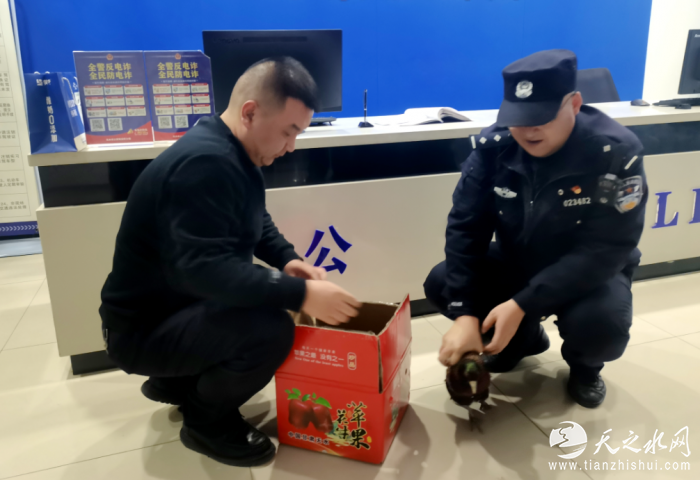 ad475c89-553e-4c4e-9c46-825f0bec127b