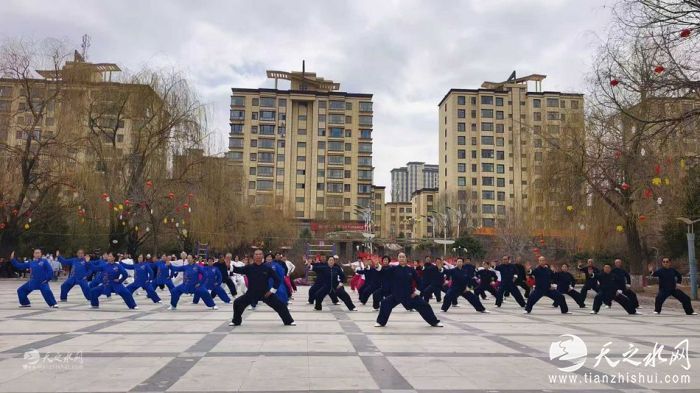 nEO_IMG_b2d54aa5e502e41ef95d7679826d47b6