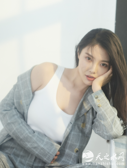 JMT681J~EMGXDNS[QF]I}J3